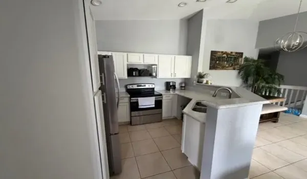 3013 LAUREL RIDGE KITCHEN