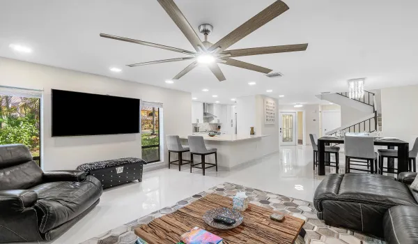 Contemporary & Move-In Ready