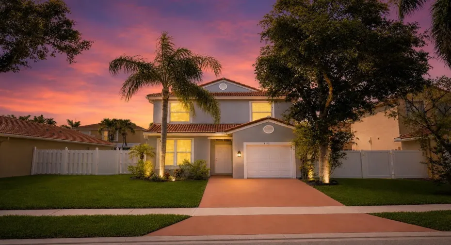 8102 Pelican Harbour Dr Twilight