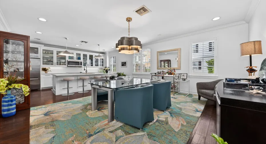 Kitchen / Dining