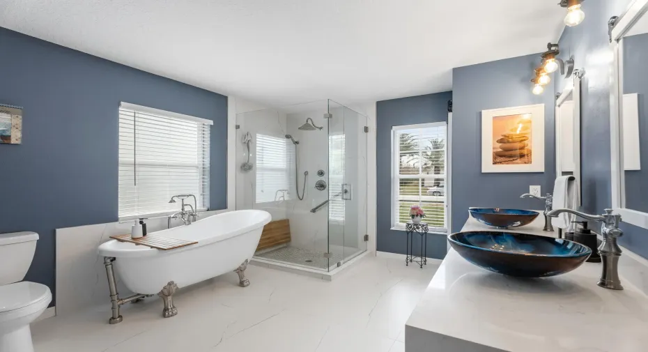 Ensuite bathroom