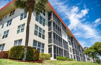 3180 NE 48CT unit 201-43