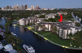 River Reach is a gorgeous, gated waterfront community located in the very desirable downtown Fort Lauderdale neighborhood of Tarpon River.