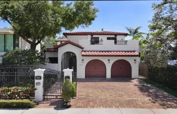 01-1312 SE 2nd Ave Ft. Laderdale FL-900