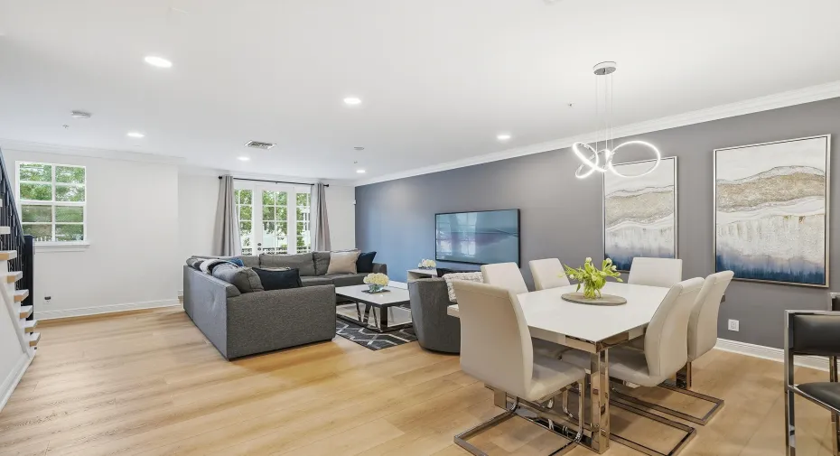 Bright & Spacious Living Area