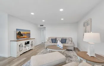fully furnished turn]key unit