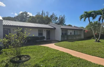 118 LAKE OLIVE DR