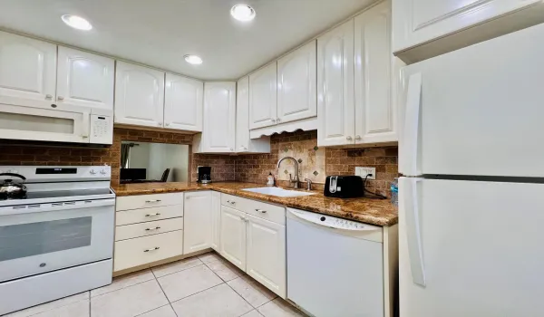 Lovely With Pretty & Peaceful Water & Preserve Views in 55+ Golden Lakes! Updated Kitchen & Baths! Pet Friendly Too (1 Pet - Max Weight 30lbs)