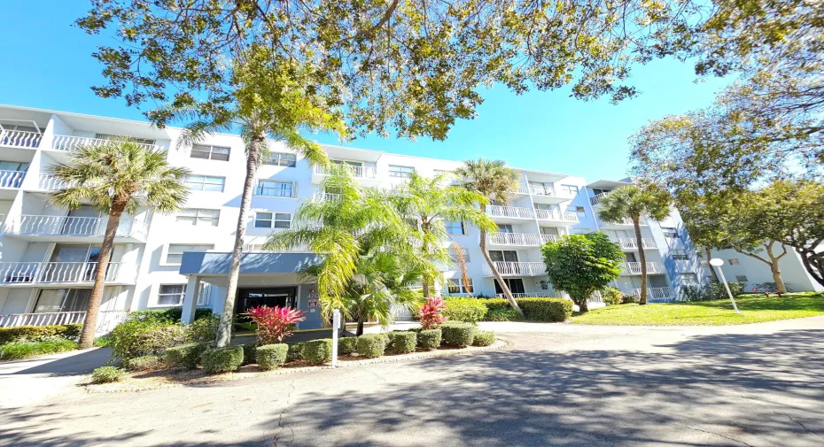470 EXECUTIVE CENTER DR 2-G