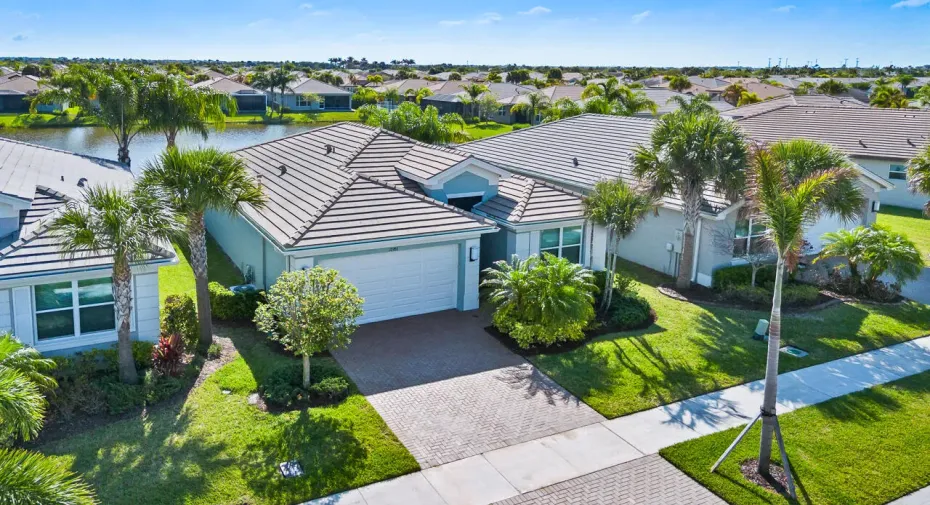 Welcome to the best priced lakefront Osprey home! Recently re-painted interior and exterior.
