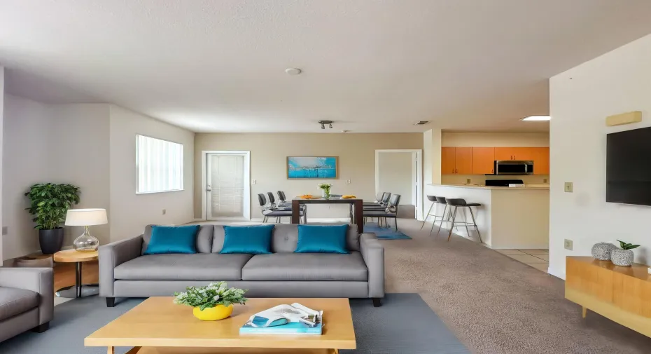 Family room (Virtual Staging)