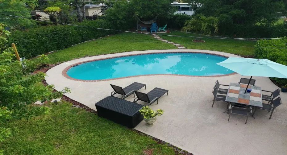 pool 4