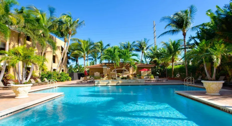 Community pool