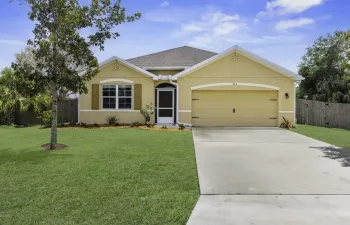 462 SW Kaabe Ave-002