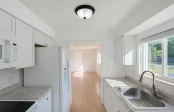 Kitchen 4