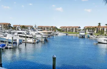 2401MarinaIsleWay#206(46)