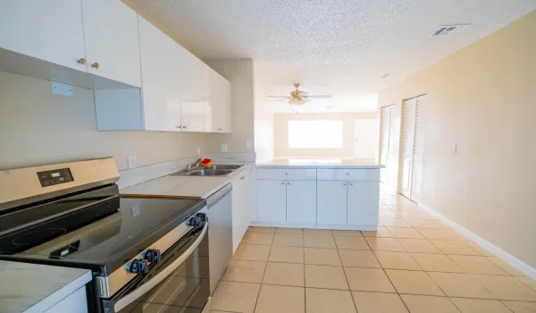 4763 ORLEANS_KITCHEN 2