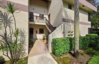 FRONT ENTRANCE 2ND FLOOR