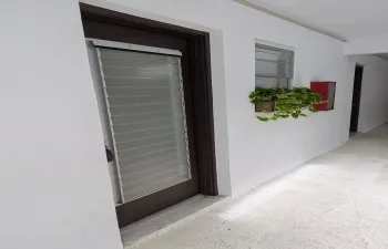 1000008938