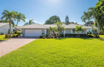 © Clark- 3372 Se Court Drive-033