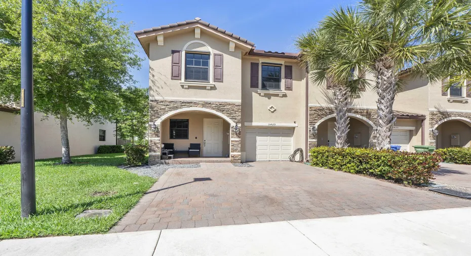 Front / Driveway