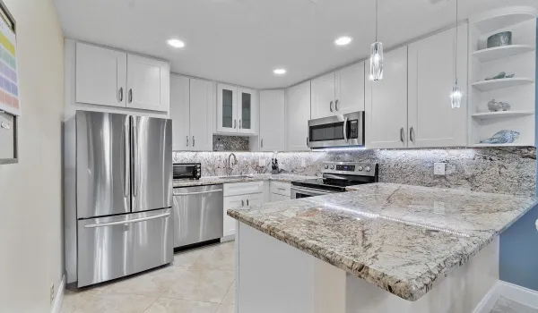 250 S Ocean Blvd U274_018