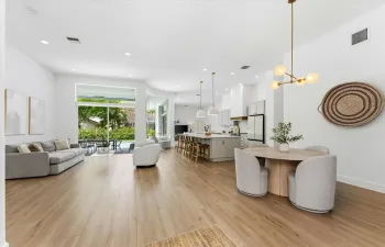 Welcoming open floor plan!