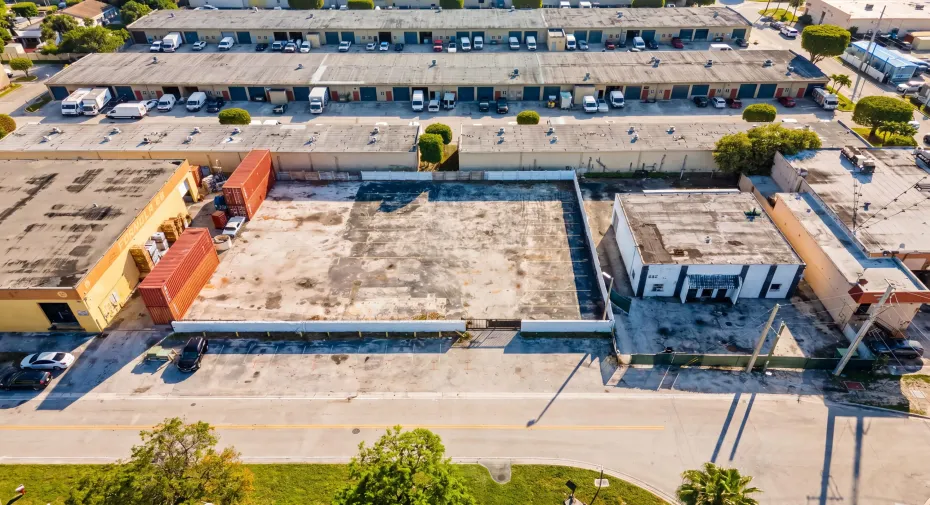 pin9