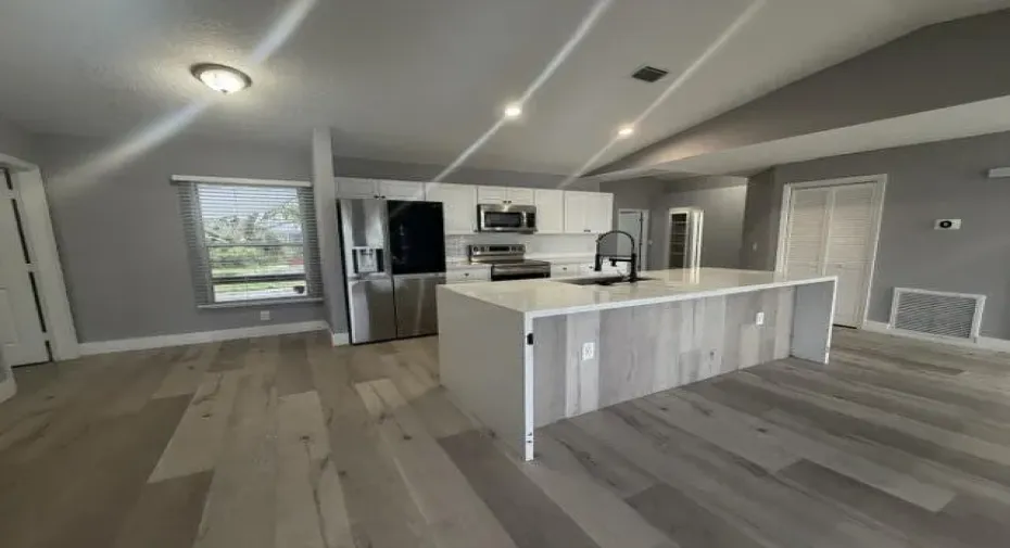 1717_SW_Burlington_St_003