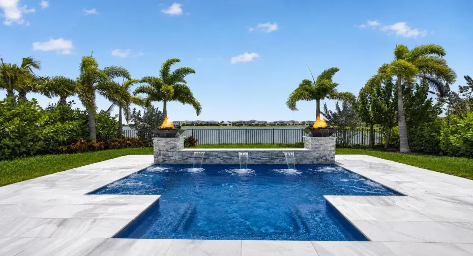 Exterior Pool