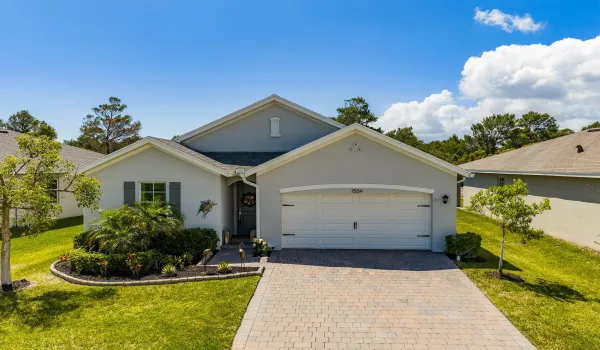 1554 NE White Pine Terrace -12