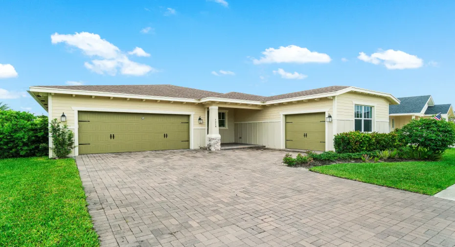 3 Car Garage