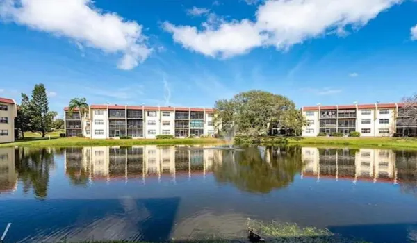 2050 Oleander Blvd Community