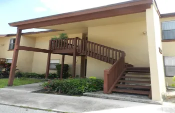 1110 LAKE VIEW DR