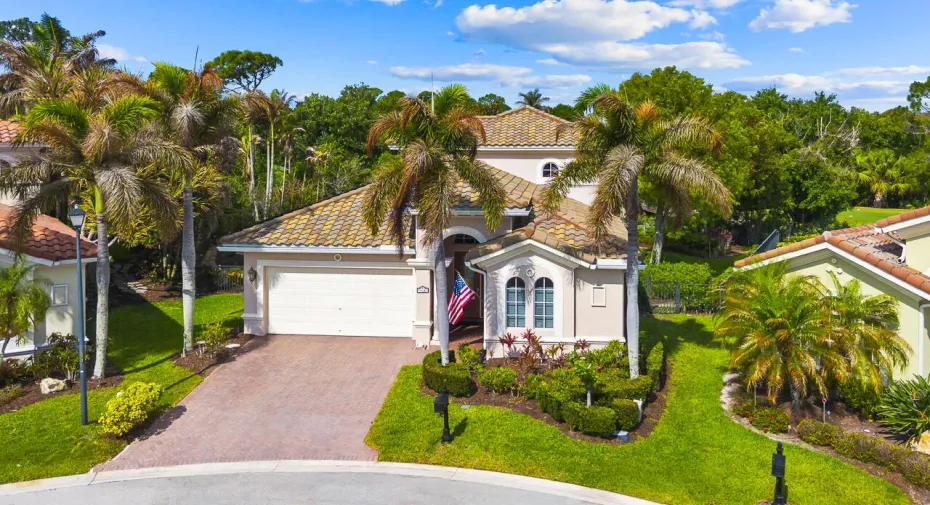 904 SW Pebble Lane-1