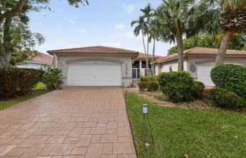 9572 Crescent View Drive North-large-002