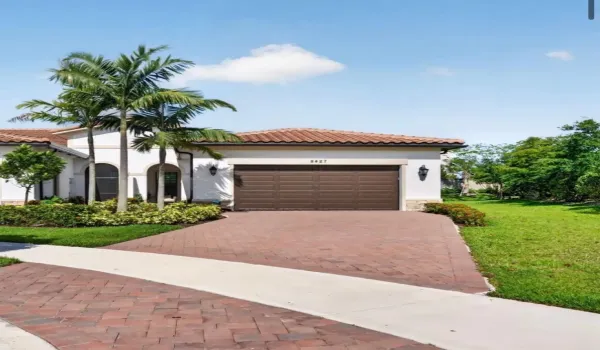 8427 W Blue Spring Drive