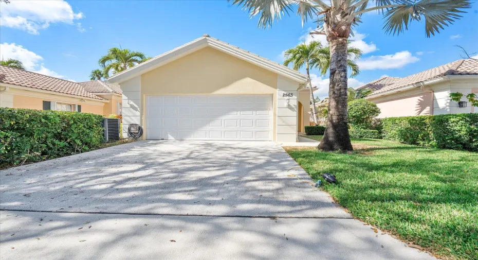 2563 James River Road