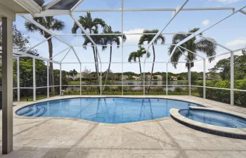 Screened pool& Spa