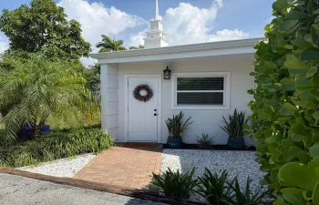 203 Seacrest