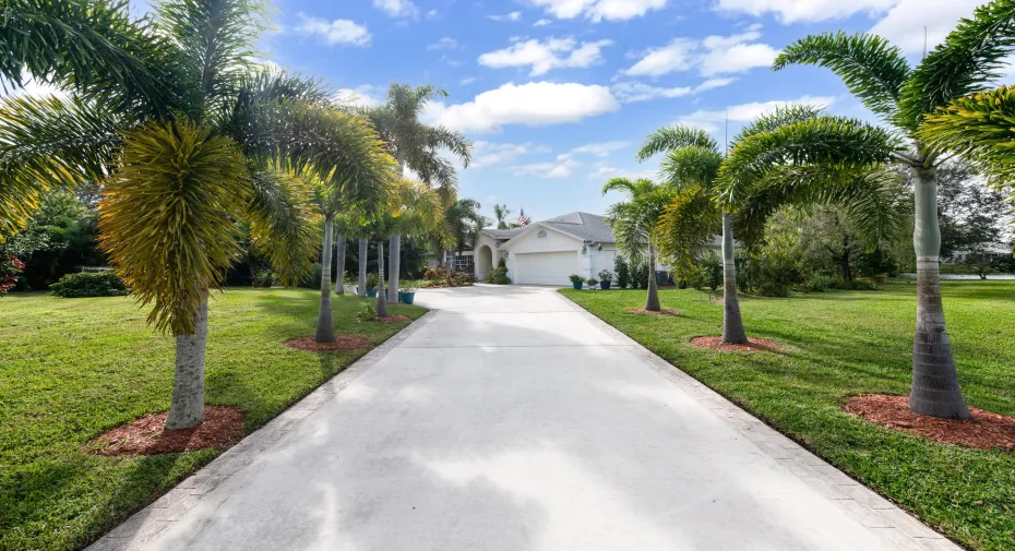 6711 DICKINSON TERRACE, PORT SAINT LUCIE, FL. 34952