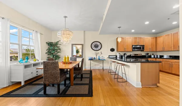 Dining/Kitchen View