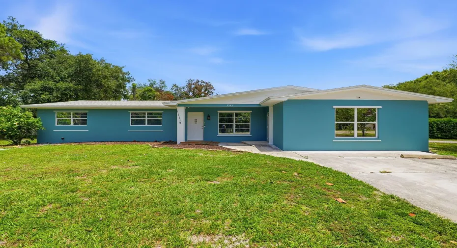 8-web-or-mls-Fort_Pierce_Exterior_002