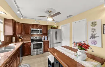 016-9885ClusiaTreeDrive-A-BoyntonBeach-F