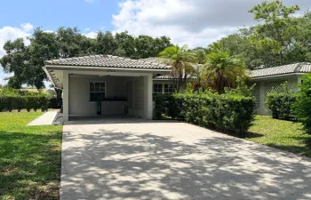 Duplex with car port