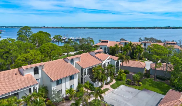 2516 NW Seagrass Drive Unit 8B-1