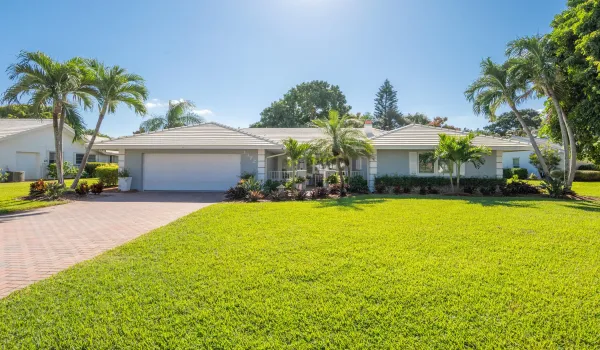 © Clark- 3372 Se Court Drive-033