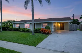 425 Palo Alto Dr