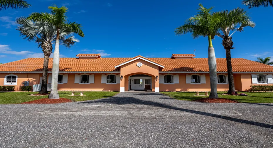 4750 South Rd-006