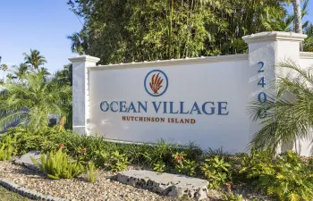 2400 S Ocean V211